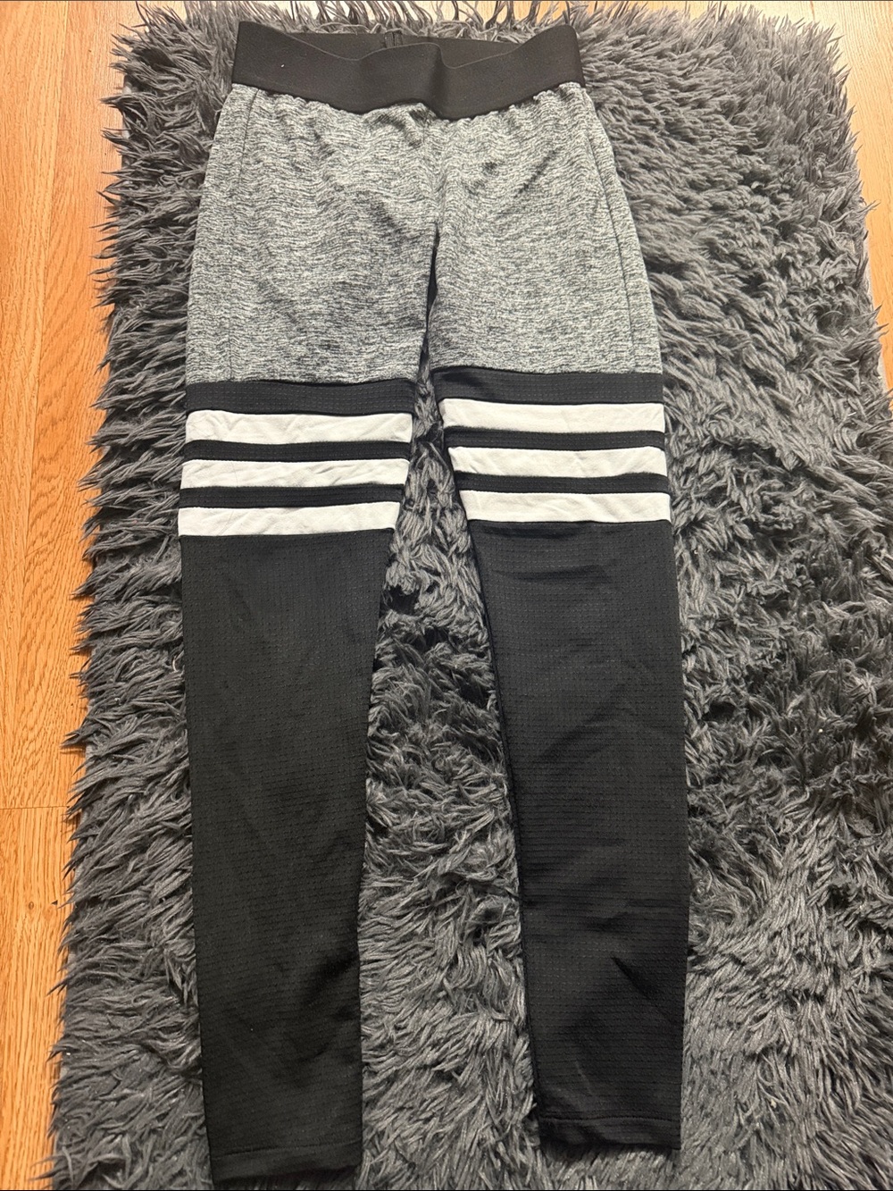 Bombshell sportswear OG Black and Gray Athletic Leggings